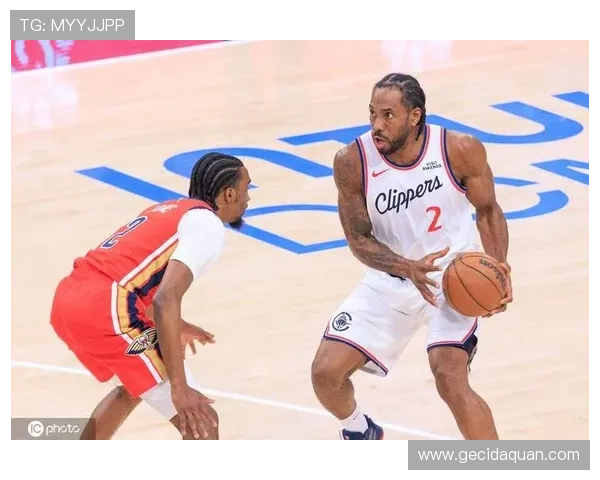 费尔斯爆发28分 快船大胜鹈鹕20分